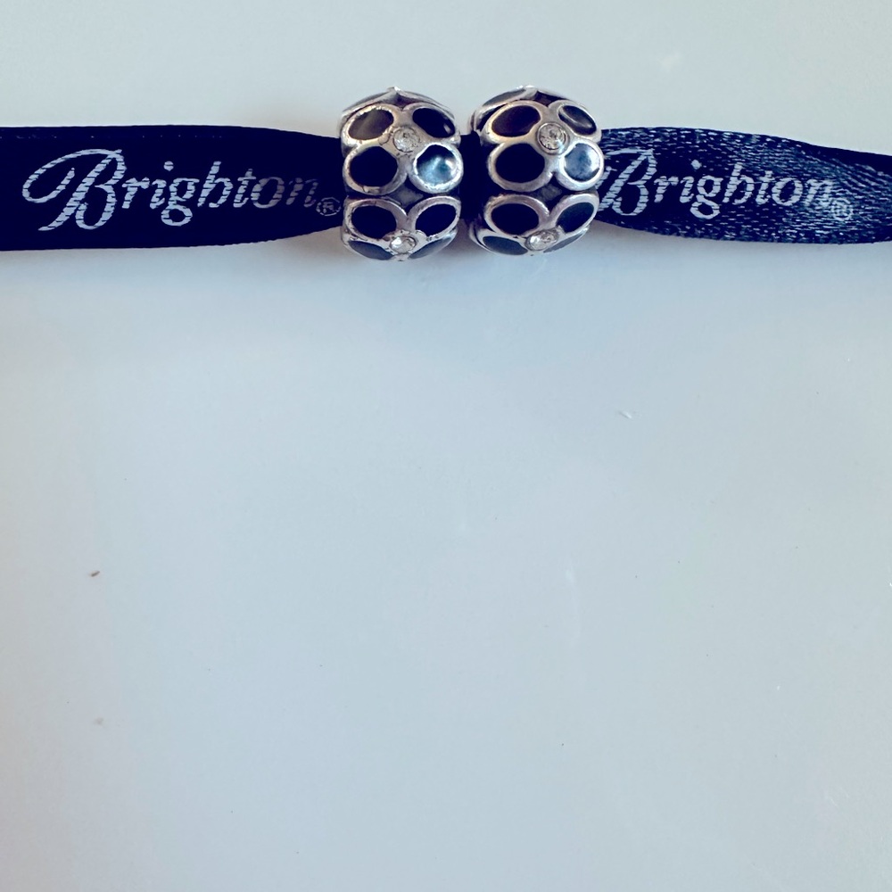 Brighton Black & Silver Mini Ring Of Flower Beads
